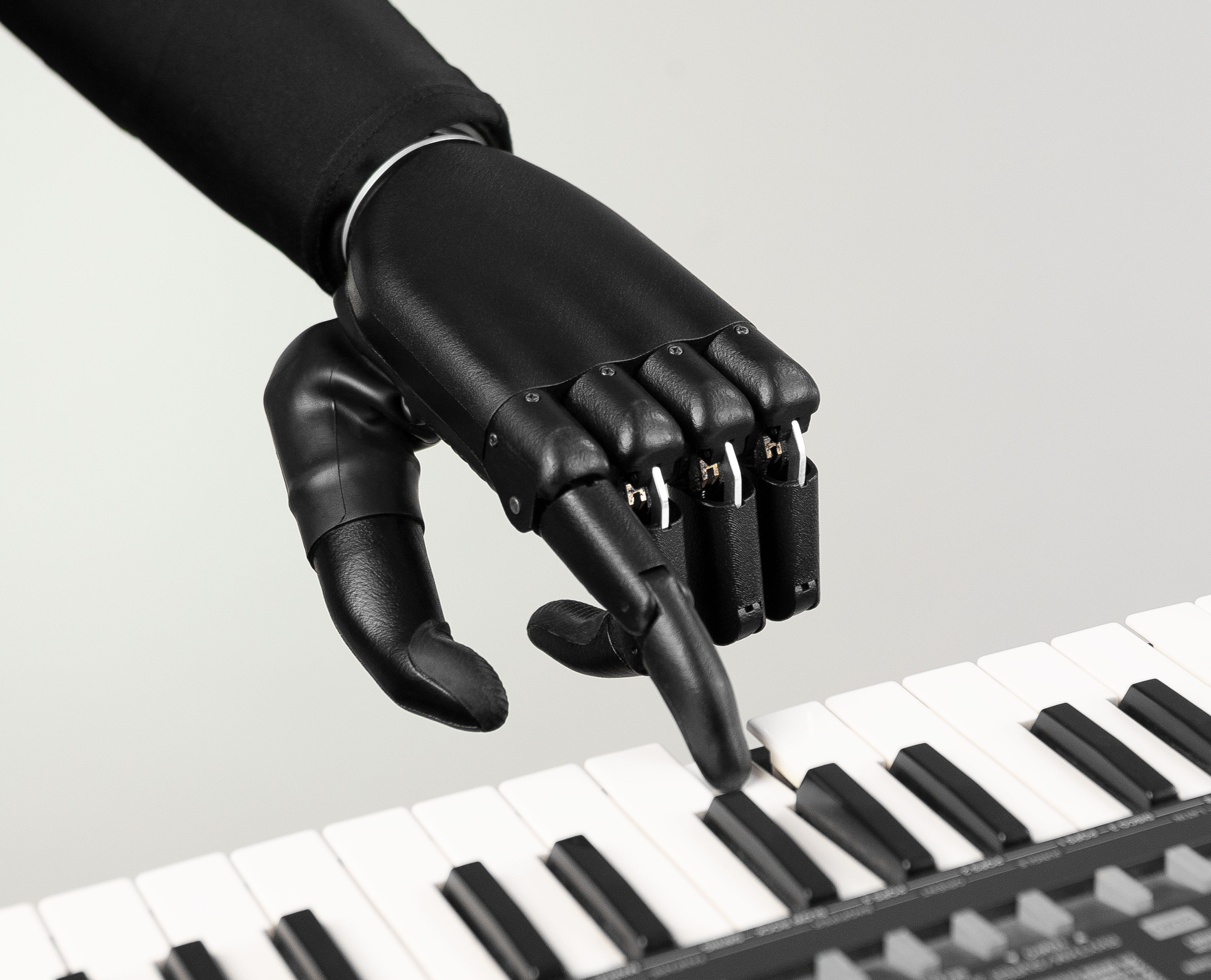 Two Major Shortcomings Of Modern-Day Bionic Prostheses