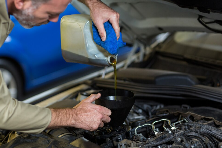 How Often Should You Change Your Oil? Tips for Prolonging Engine Life