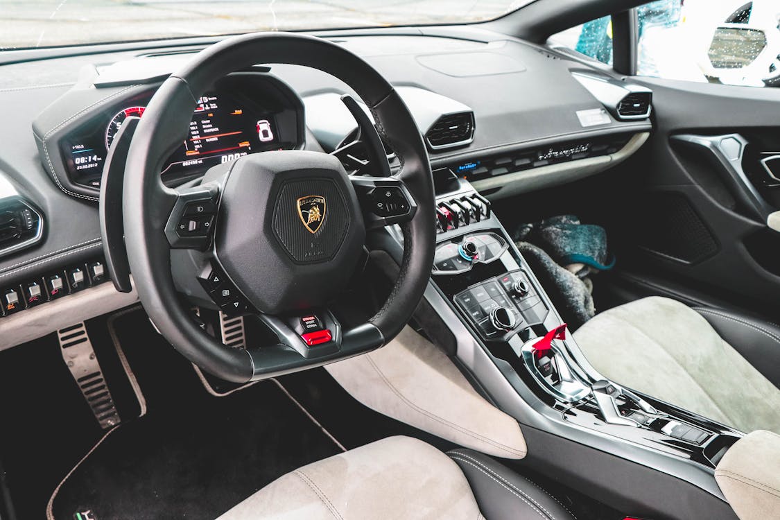 Electric Vehicle Infotainment Market 2024 - By Size, Share Analysis, Trends And Growth Forecast By 2033