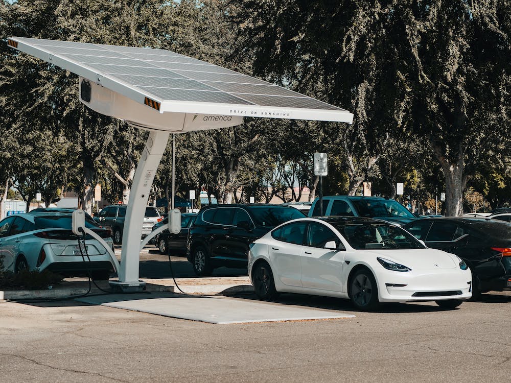 Luxury Electric Vehicles Market Report 2023 - Analysis, Competition, Forecasts And Opportunities, 2023-2032