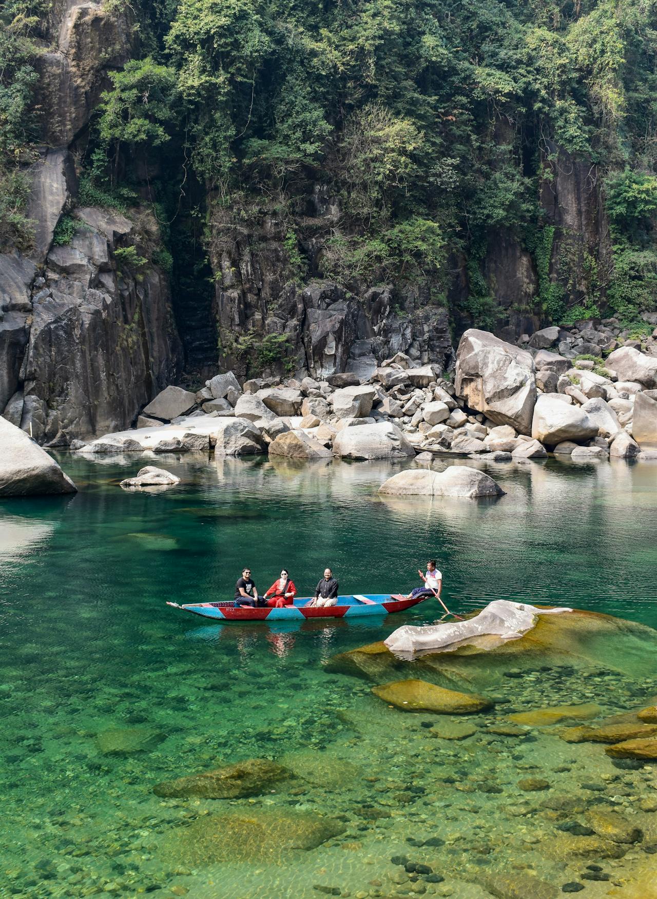 Why Dawki River Should Be on Your Meghalaya Travel Bucket List?