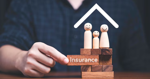 What's the difference between vehicle insurance and house insurance that covers everything?