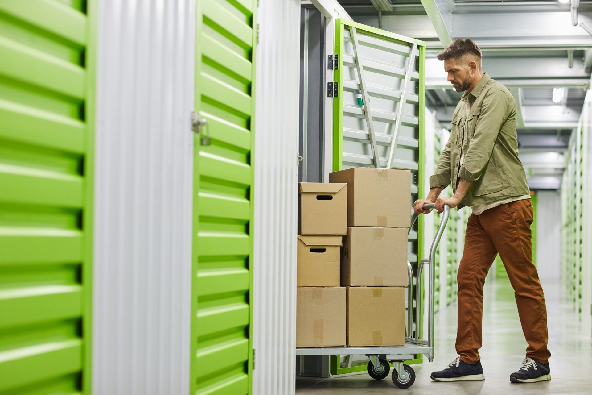 Know all the Advantages of Personal Storage for Businesses