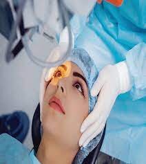 Top 5 Refractive Surgery Types You Should Consider!