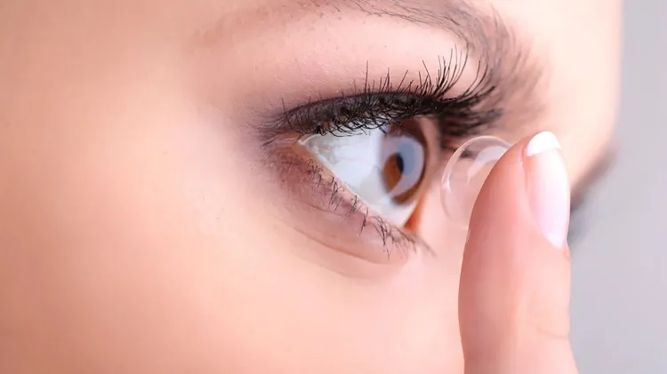 History of Contact Lens