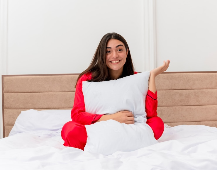 Snooze with Ease: Hotel Pillows for Alleviating Neck and Back Pain