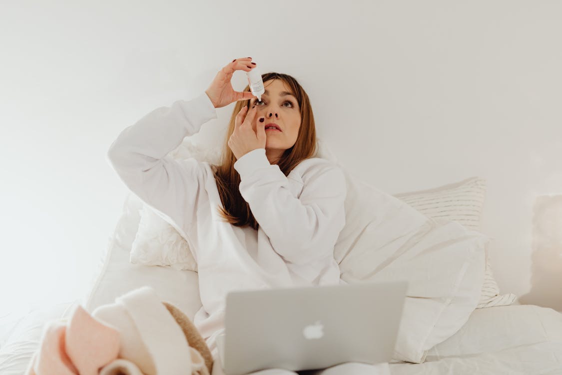 OTC Dry Eye Drops Market 2024 | Market Trends, Key Drivers, Competitive Landscape, Share And Forecast To 2033 