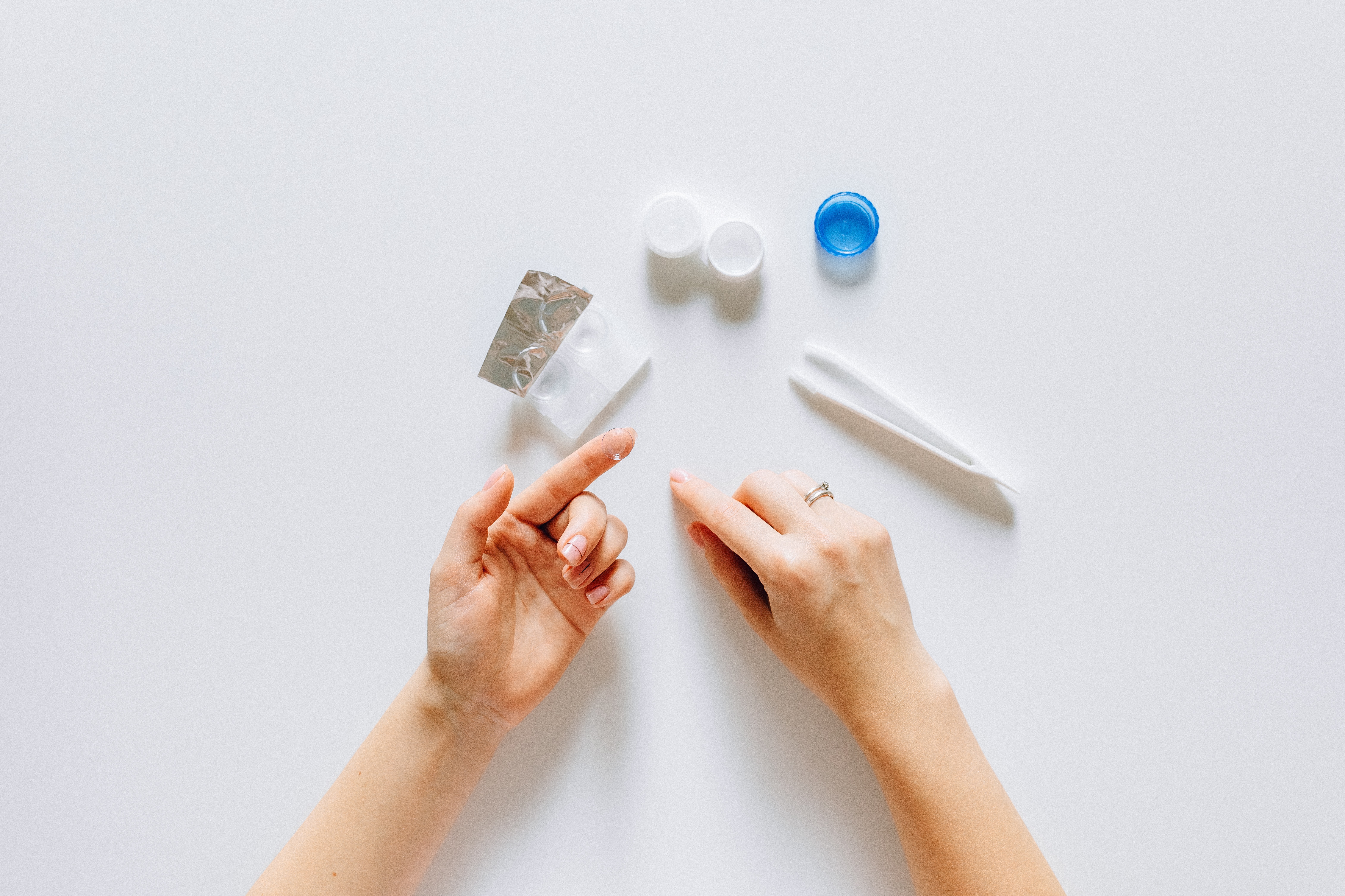 Coloured Contact Lenses Market Report 2023- Market Overview, Competitive landscape & Forecast 2032