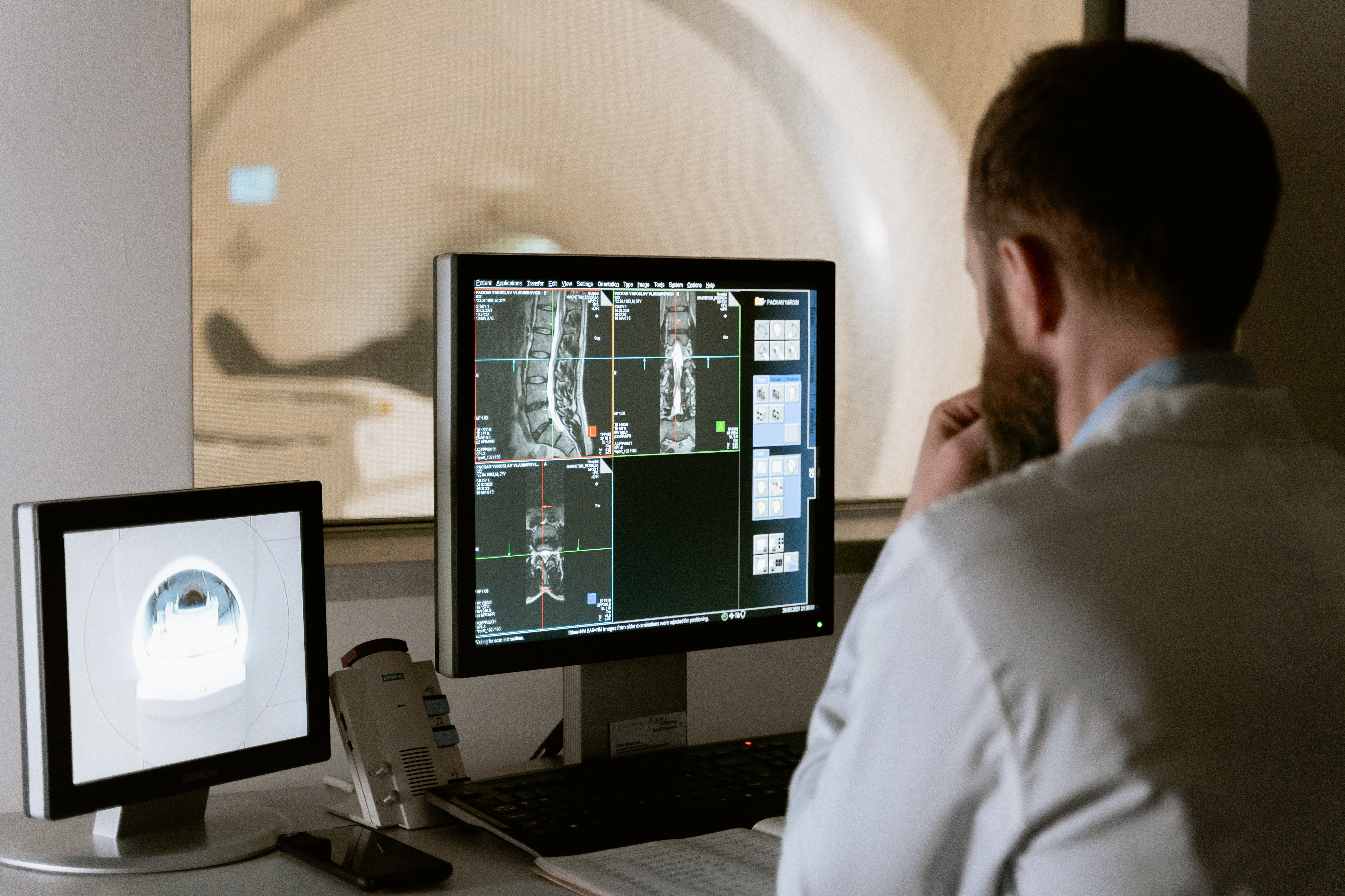 Benefits of Outsourcing Radiology Medical Billing Services  