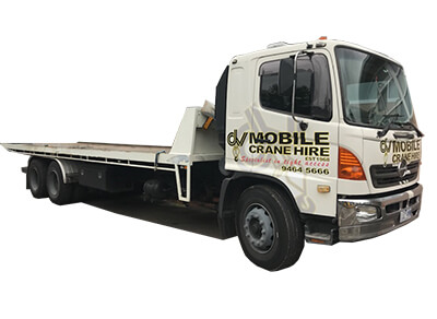 Hire Tilt Tray Crane and Make Heavy Lifting Easier