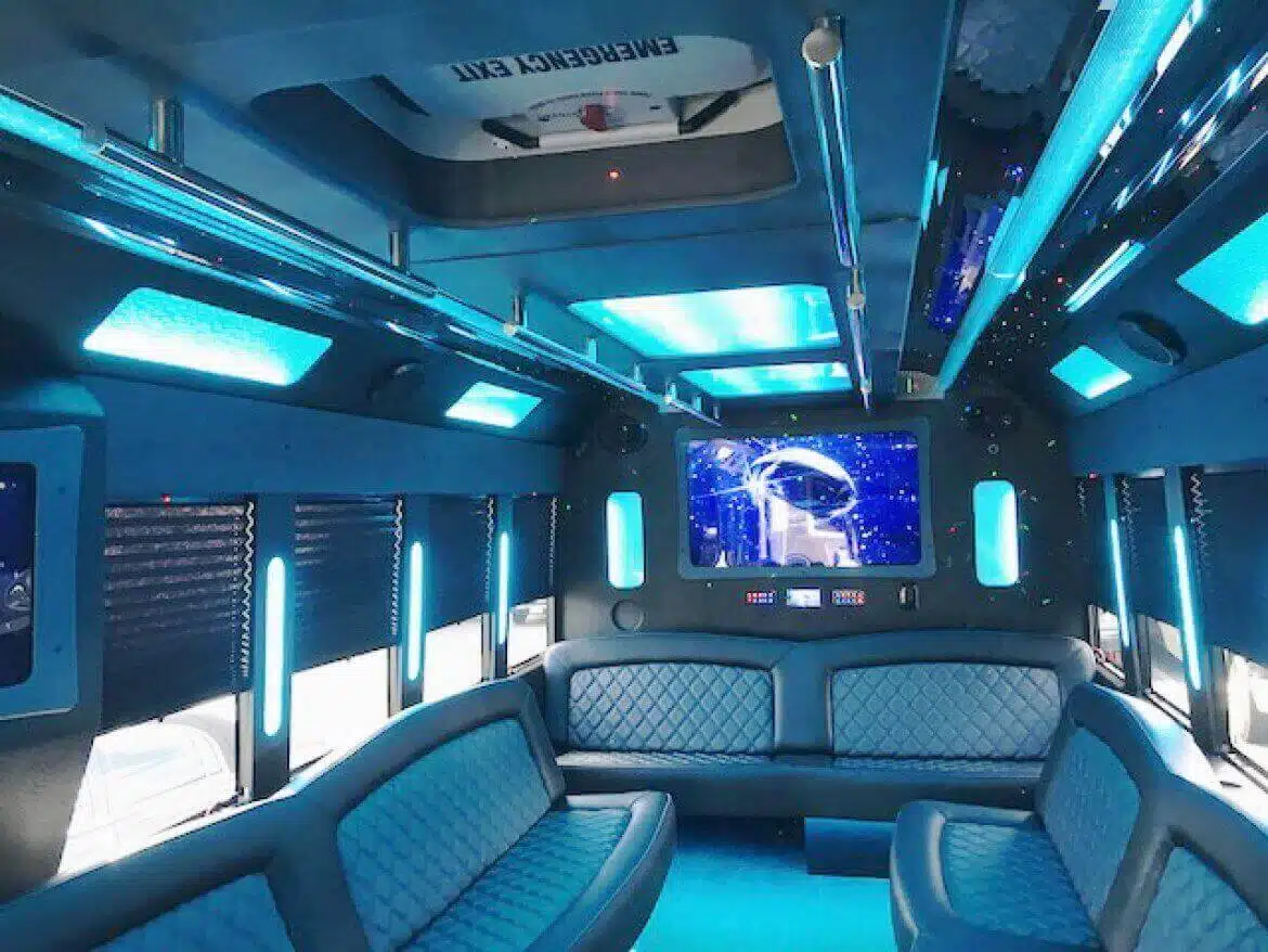 Chicago Party Bus: The Ultimate Party on Wheels