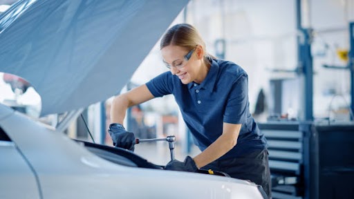  WHAT IS VERIFIED DURING A MOT TEST?
