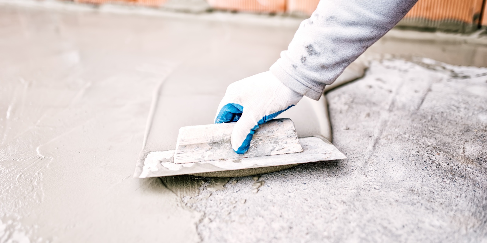 Maximize the Lifespan of Your Deck with Cementitious Coating Services