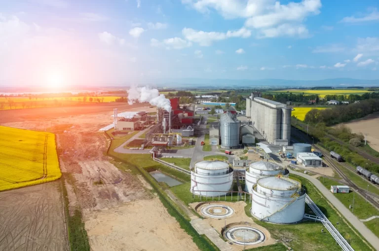 Factors for Choosing the Right Fuel Ethanol Plant Supplier