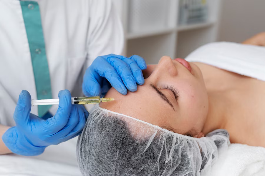 Advantages & Disadvantages of the Botox Treatment