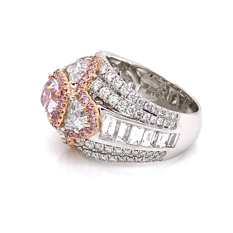The Elegance of a Cushion Cut Diamond Ring