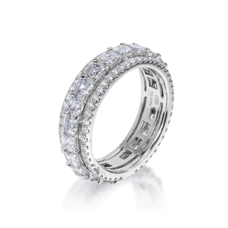 Key features of diamond infinity rings by Mike Nekta