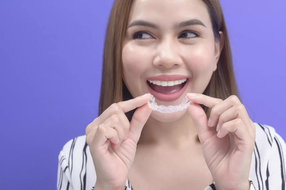 Can Invisalign Widen My Smile?