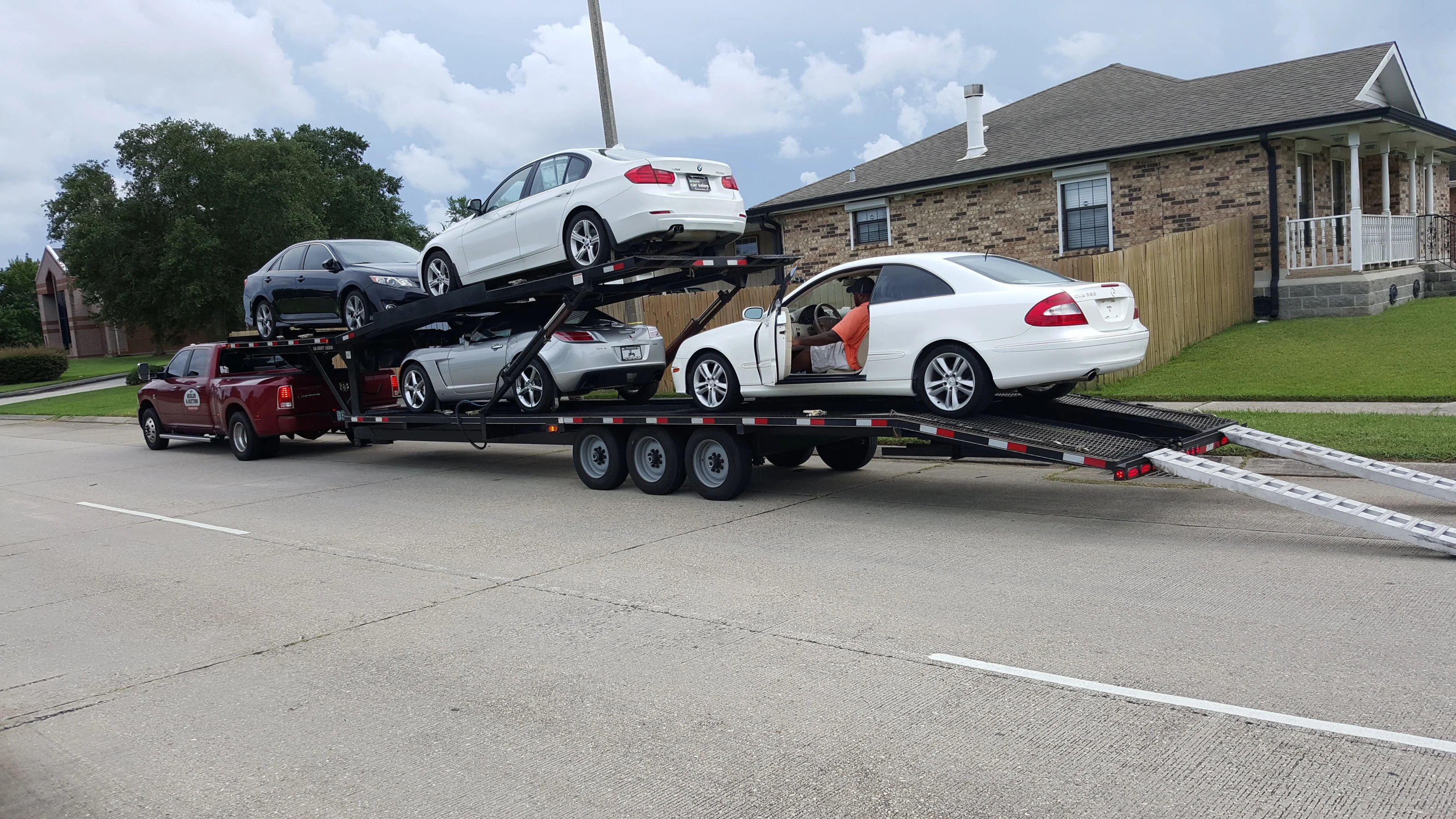 Get Rid of Your Old Car Hassle-Free with Car Removal Perth