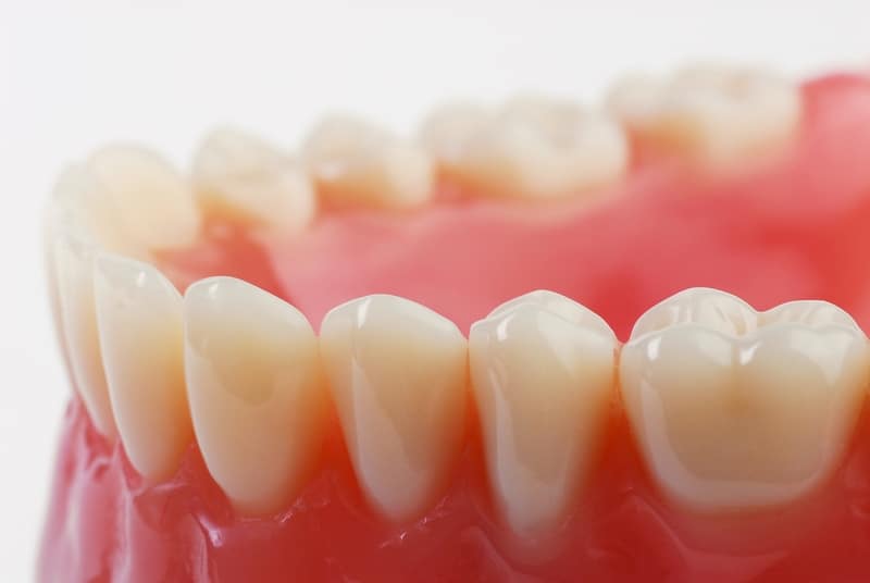 What Can You Expect from Denture Consultation Services?