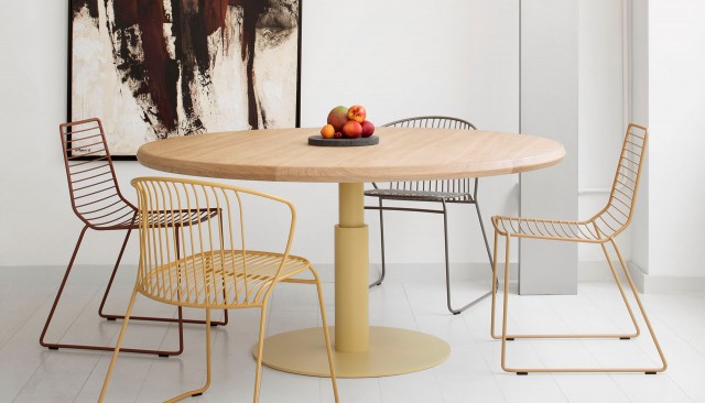 Cafe Tables: Creating the Perfect Ambience for Your Coffee Shop