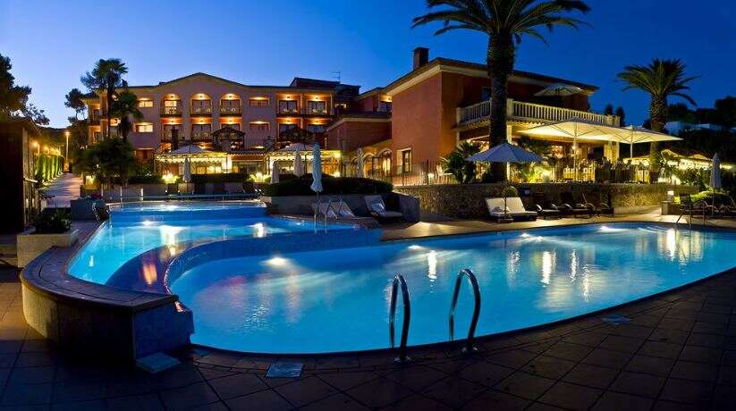 Girona Getaways: Dive into Hotels with Pools