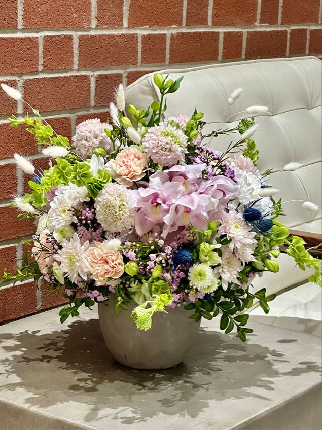 Shop Our Flowers Online! 