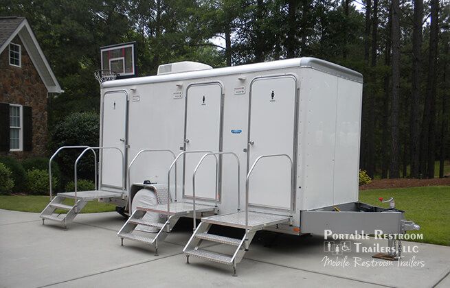 The Need for Portable Toilets at Outdoor Events in Lagos