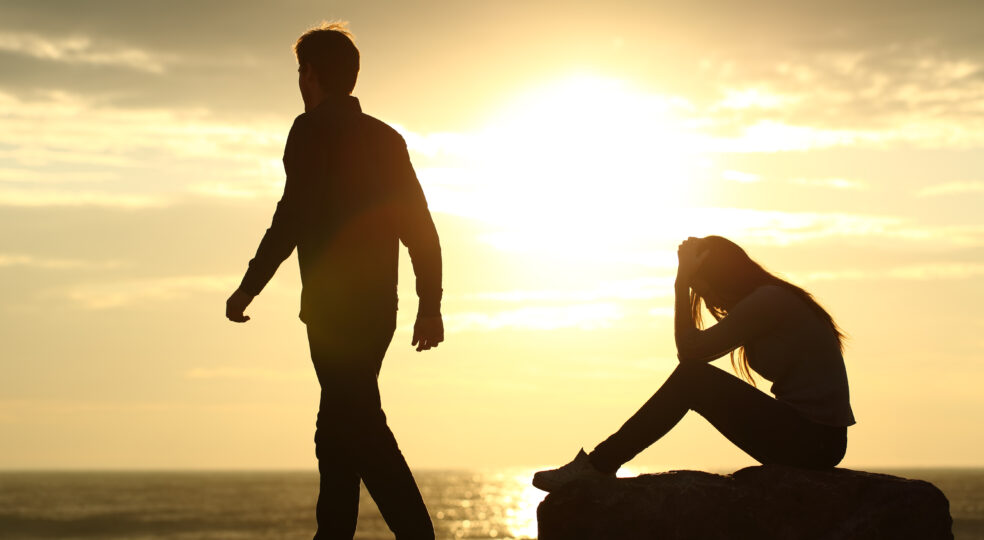 Crisis and Challenges in Relationships: Navigating External Pressures, Financial Difficulties, and Life Variables