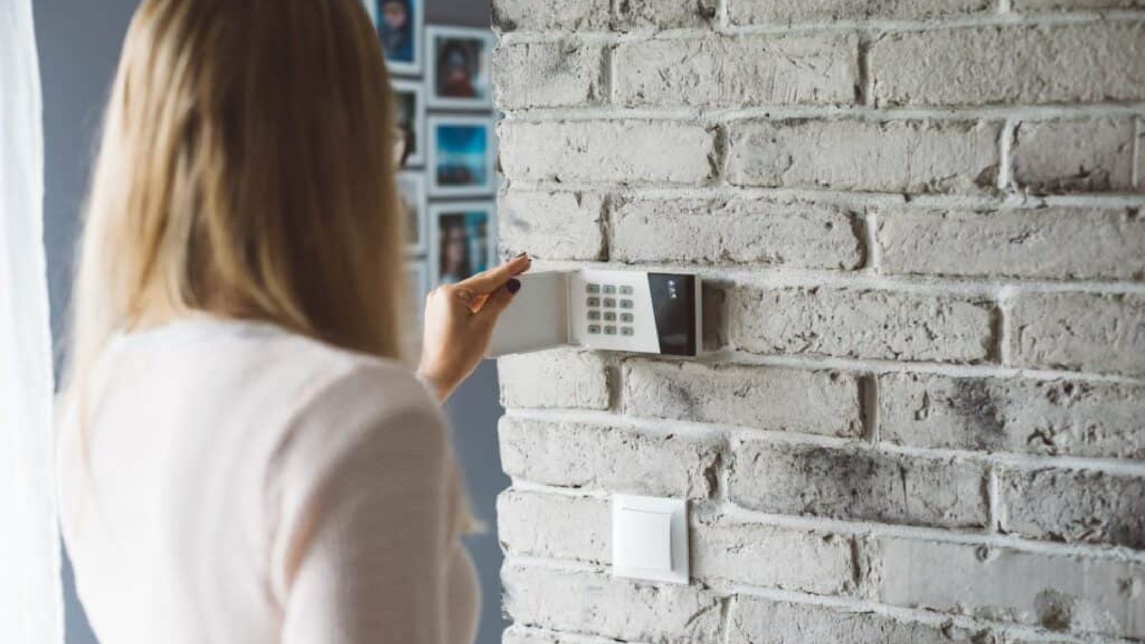 Exploring the Advantages of Residential Card Access Systems