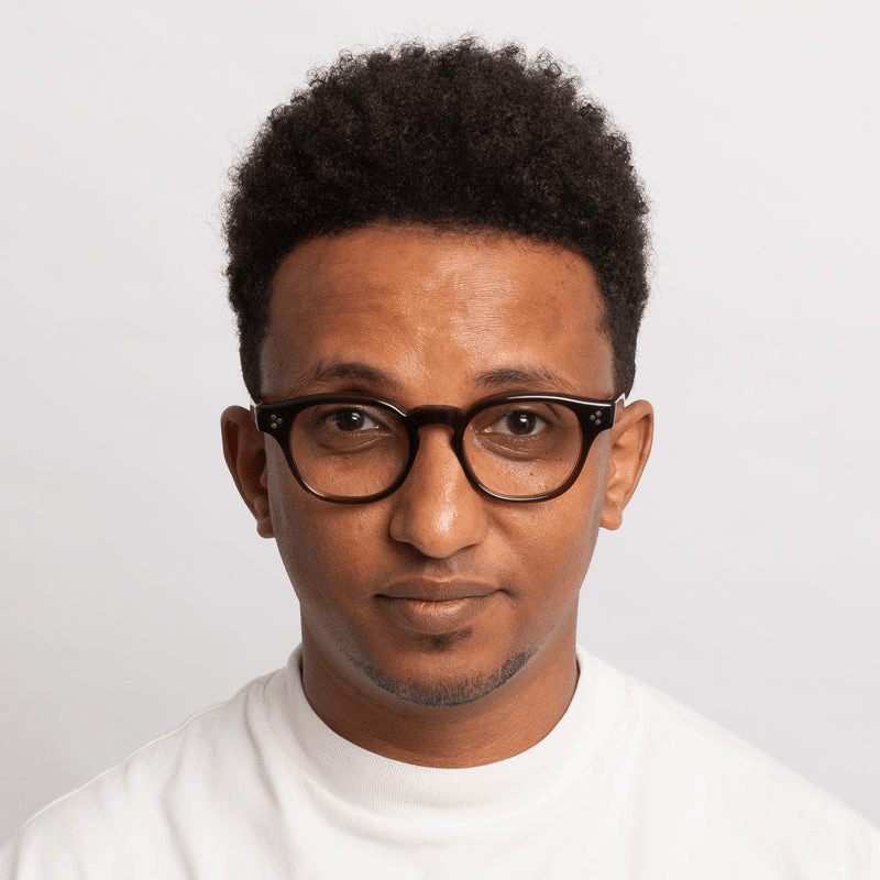 How to Choose Fashion Eyewear That Complements Your Personal Style