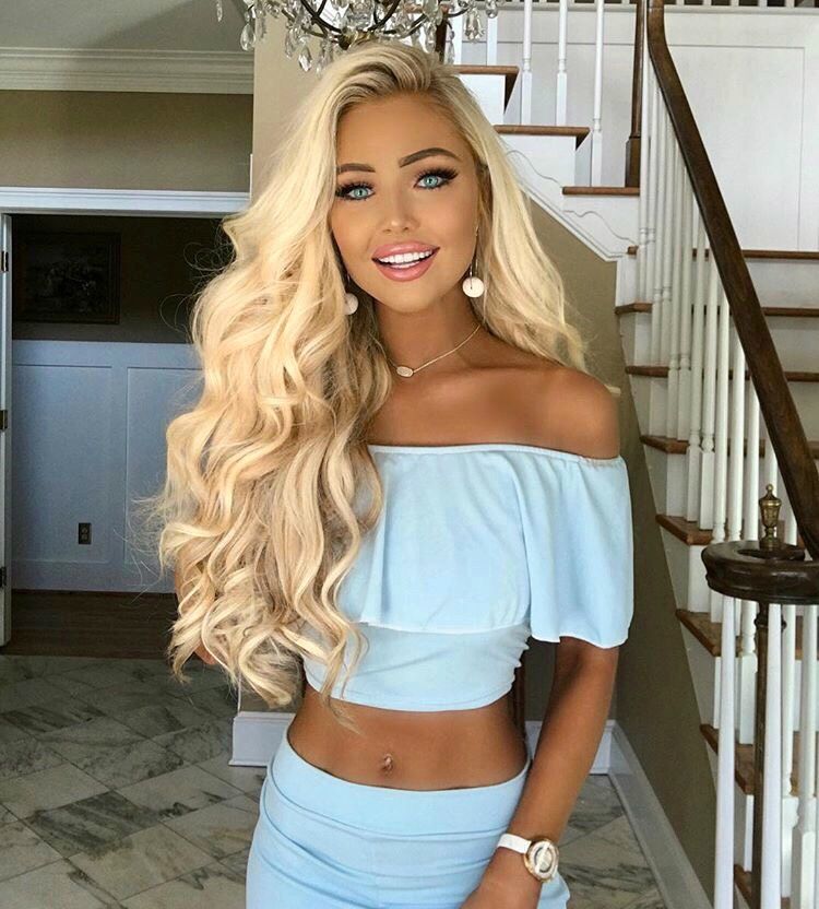 Illuminating Elegance: The Timeless Allure of the Blonde Wig