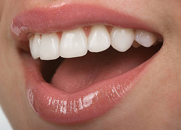 Aesthetic Dentistry: Enhancing Smiles and Boosting Confidence with Cosmetic Dentistry