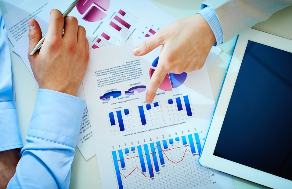 Get Ahead of the Competition with Predictive Analytics in Ecommerce