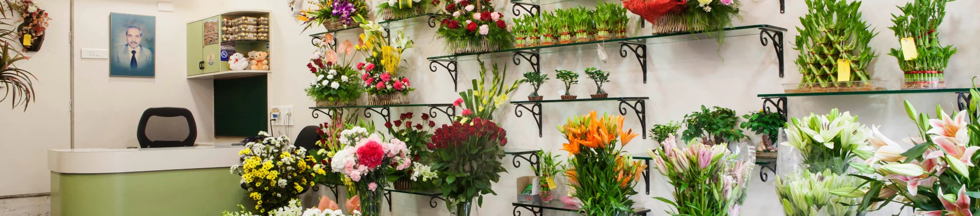The Art of Flower Arranging: Tips and Tricks for the Perfect Bouquet