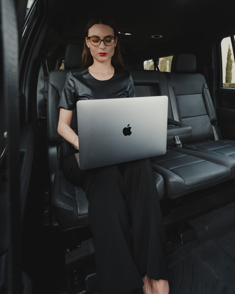 CORPORATE CAR SERVICES IN TOMBALL