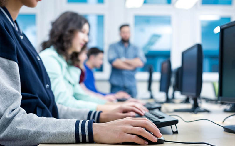 Which College Is Best For B Tech Computer Science?