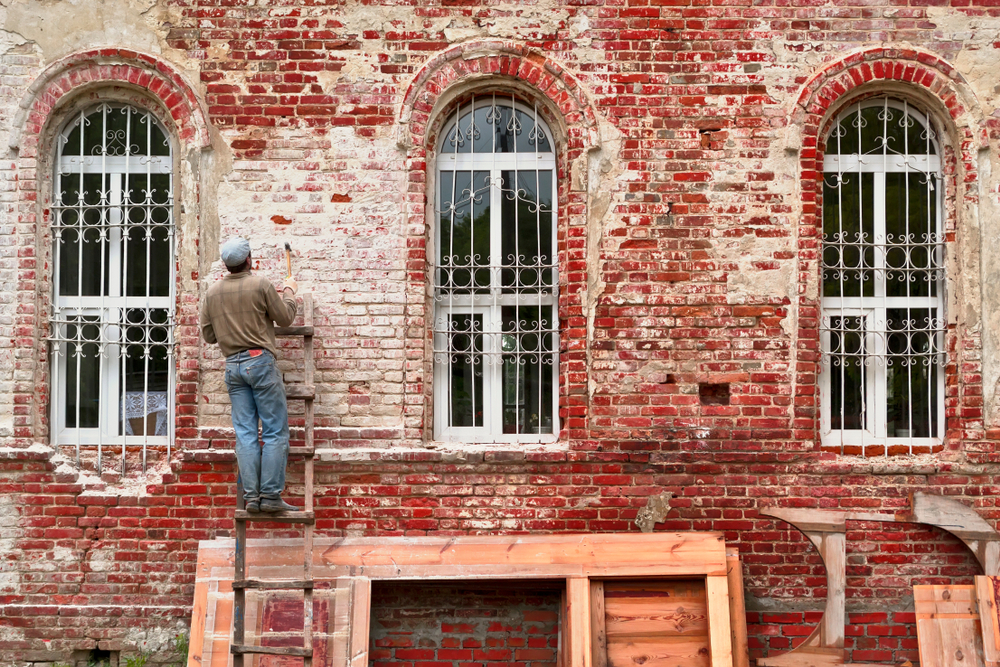 Building Restoration and Renovation: Preserving and Enhancing Structures in Dammam
