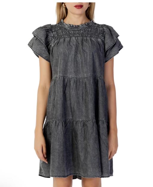 WOMEN DRESSES: EXPLORE OUR NEW ARRIVALS – JENGI FASHION