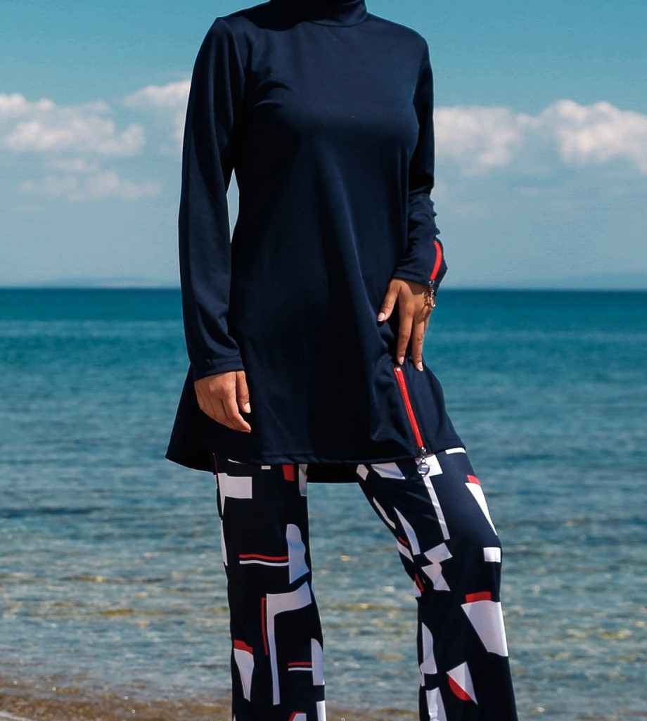 Mayo Burkini with a veil decorated with a wonderful pattern