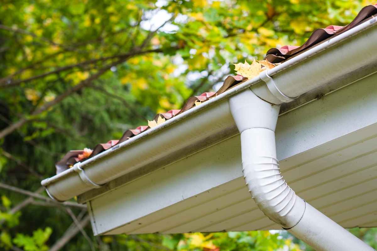 Strategic Planning for Prevention of Gutter Clogging Issues