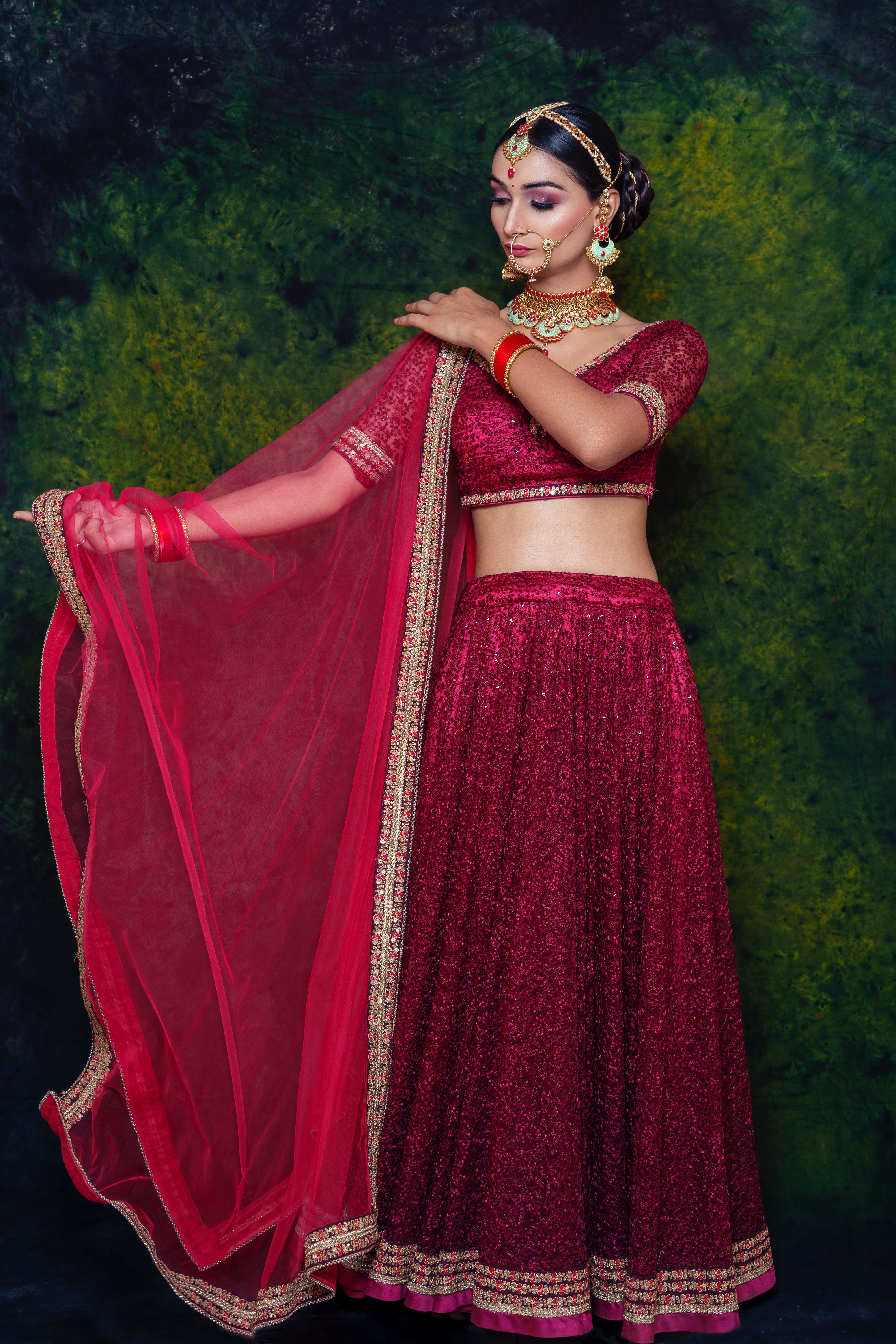 "Virtual Bridal Couture: Finding Your Dream Lehenga Online"