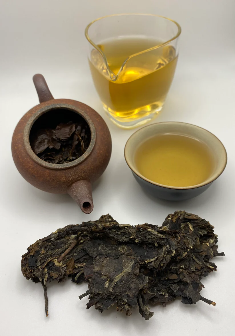 Exploring the Health Benefits and Flavors of White Tea and Oolong Tea
