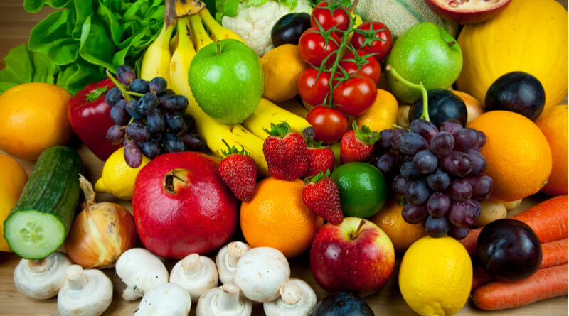 Enjoy a Colorful Diet with Fruits & Vegetables.