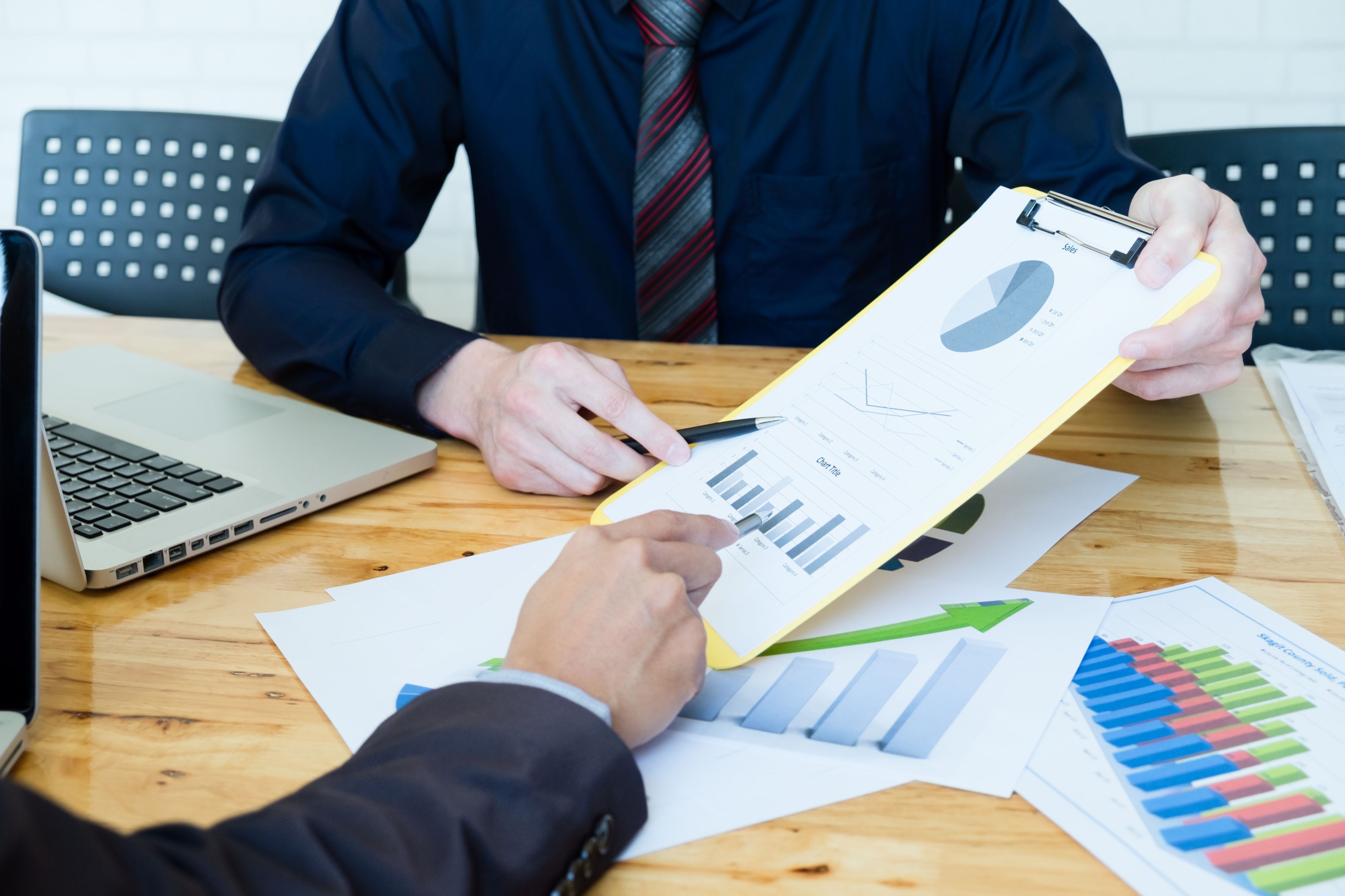 Understanding the Importance of Expense Analysis and Reporting