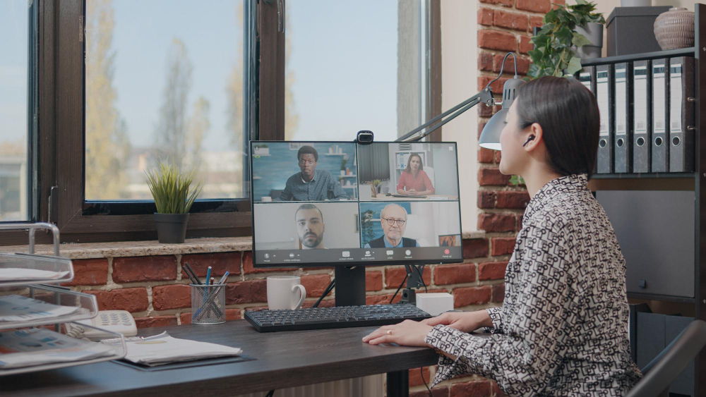 From Physical to Phygital: How Hybrid Events Bridge the Gap