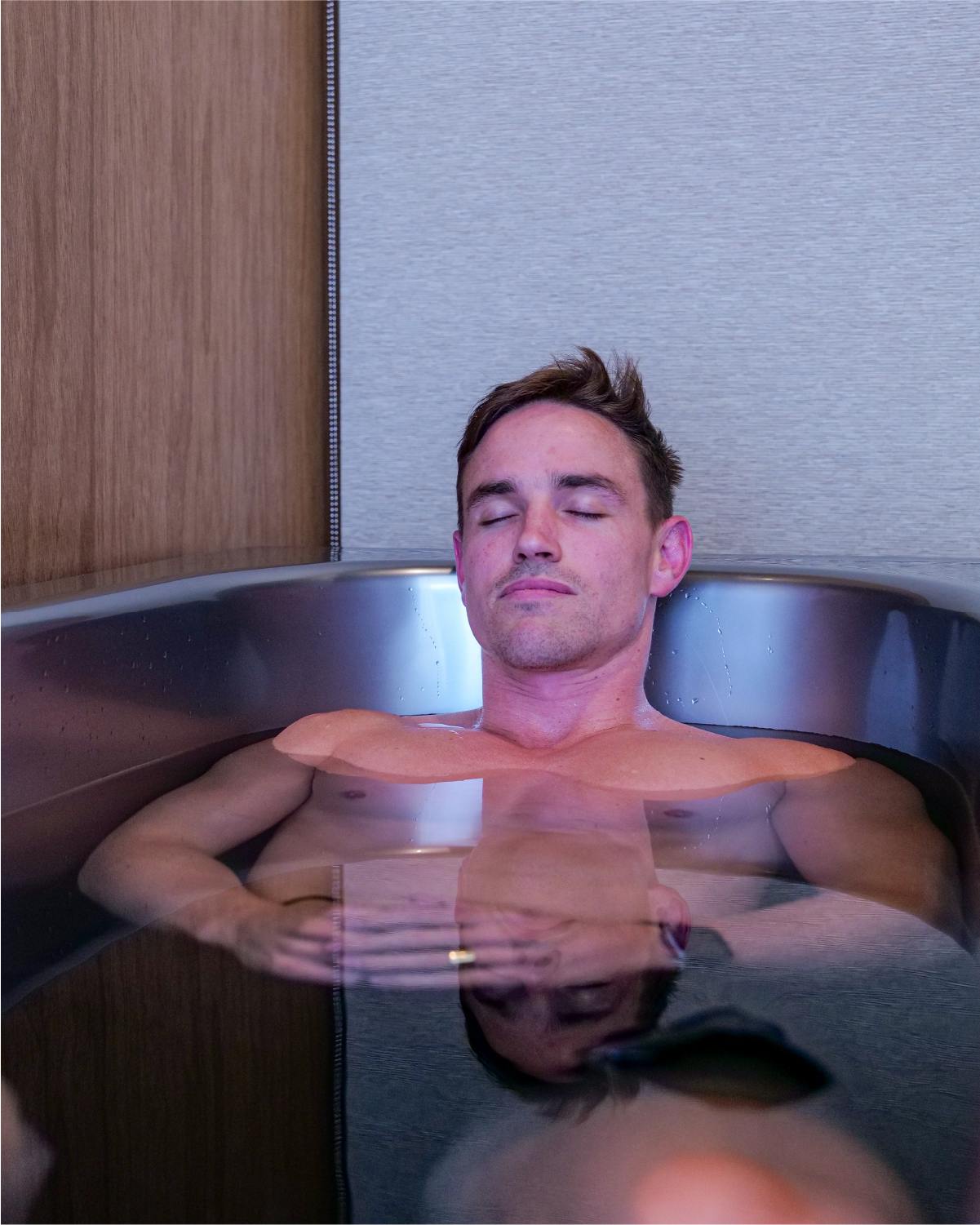 Float Therapy: Exploring the Benefits of Sensory Deprivation Tanks