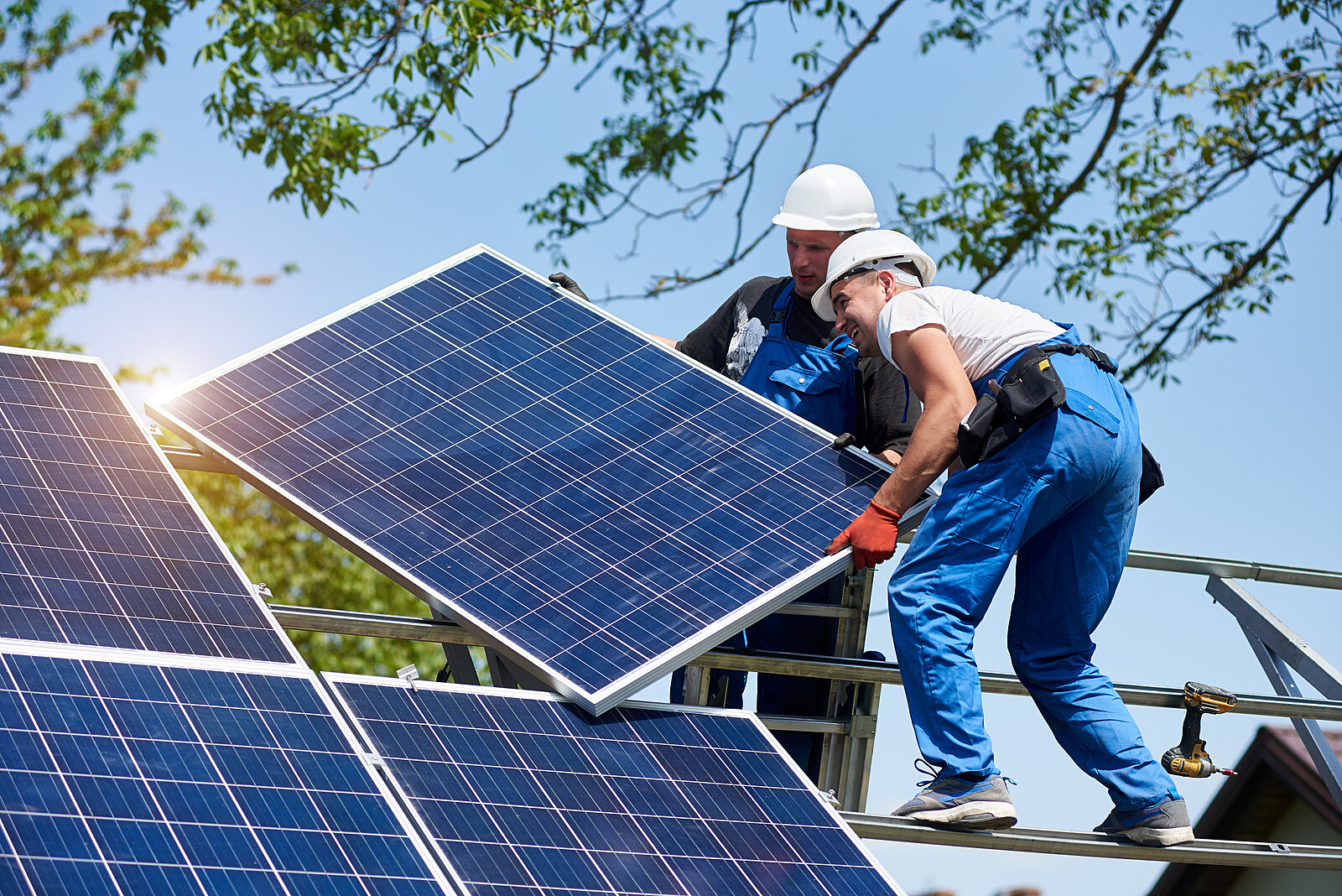 Efficient Solar Panel Installations: Melbourne’s Sustainable Energy Solution