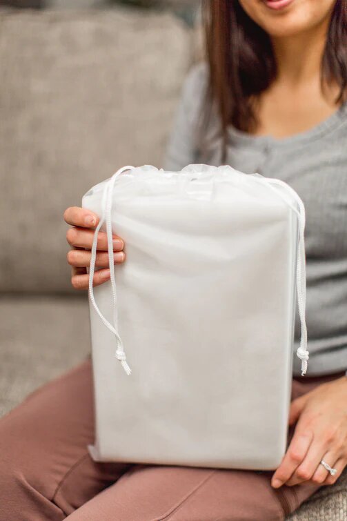 A Travel Blanket: And it's Magic!