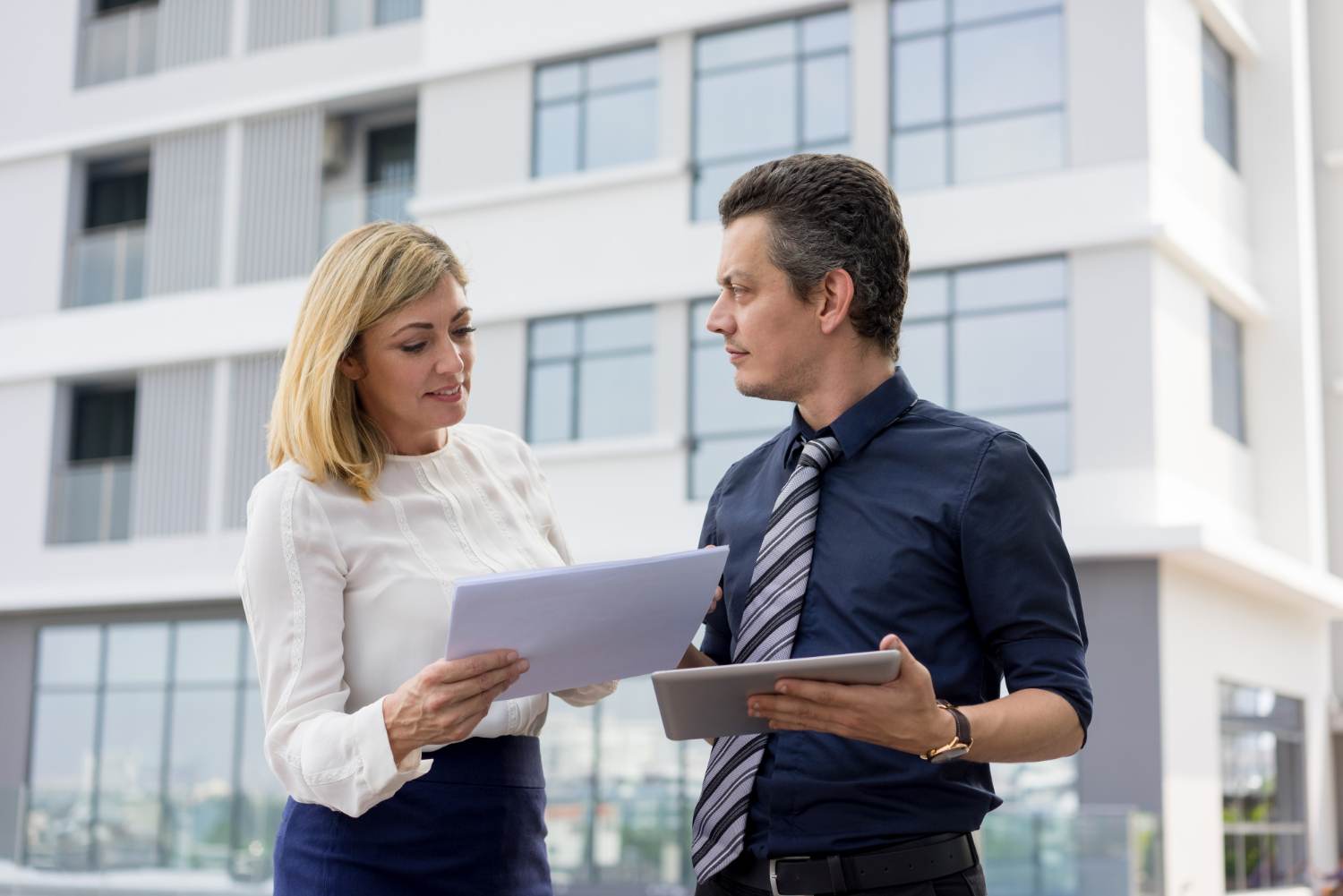 How to Get Noticed by a Real Estate Seattle Recruiter and Advance Your Career in the Market